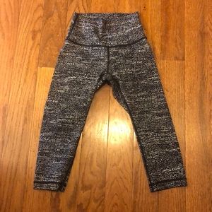 Lululemon wunder under crop